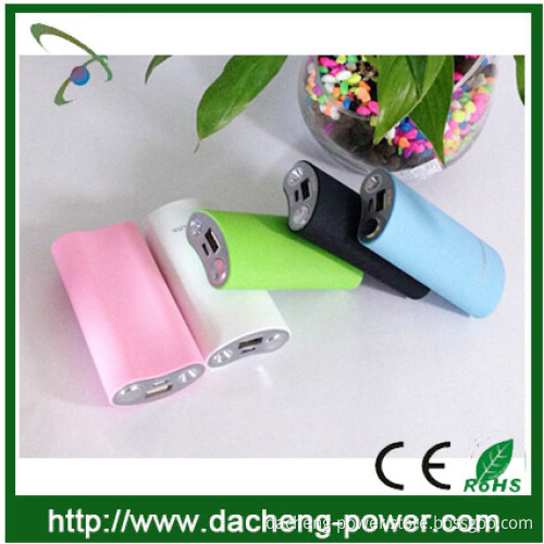 Fashion smile shape design power bank charger 5600mah battery power bank